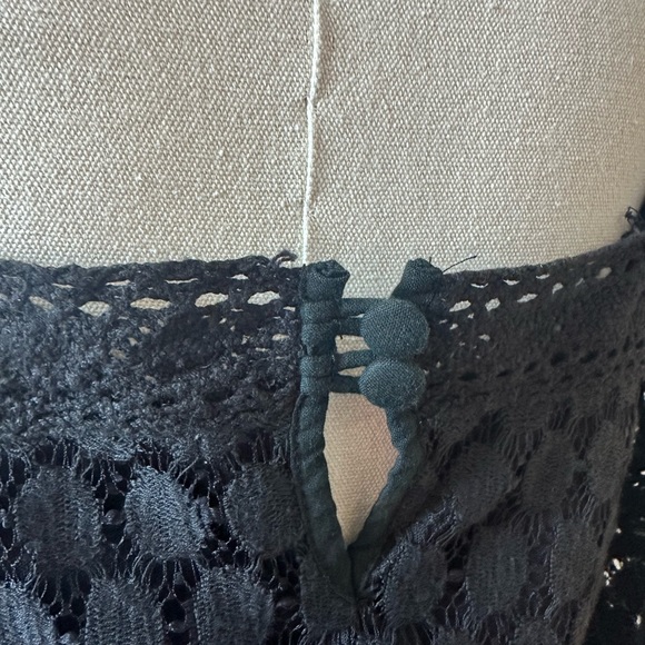 Solitaire Loas Angeles womens square neck black lace mini dress size medium - Picture 7 of 10